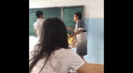 Поведение учительницы на уроке в Шымкенте возмутило пользователей