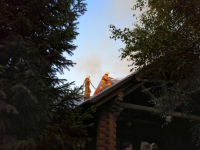 34 пожарных тушили загоревшийся комплекс "Усадьба" в Павлодаре