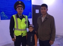 В Прииртышье полицейские обнаружили на трассе шестилетнего путешественника