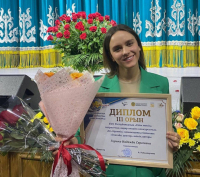 Певица из Павлодара написала песню в благодарность докторам и вошла в тройку лучших на республиканском конкурсе