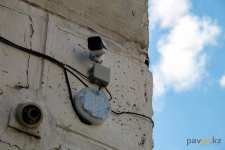 Жители пятиэтажки по улице Гагарина летом установили камеры наблюдения и освещение
