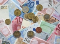 Власти Литвы приняли закон о переходе на евро