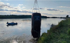 Авто с телом пропавшего больше недели назад мужчины вытащили из Иртыша