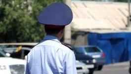 В Актау 10 полицейских наказали за конфликт с пешеходом