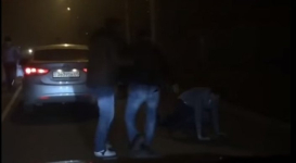 Видео с жестоким избиением водителя в Алматы появилось в Сети