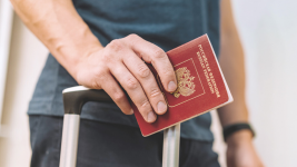 59-летнего мужчину выдворят из Павлодарской области за два паспорта