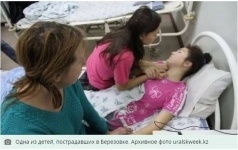 4 июня в центральной районной больнице Аксая (Западно-Казахстанская область) на глазах у врачей 14-летняя Альбина Искакова потеряла сознание.