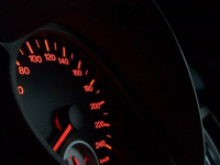 Идею снижения скорости до 50 километров в час в городах РК объяснили эксперты