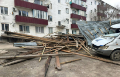 Аким Павлодара рассказал о том, как идут работы по восстановлению объектов после ноябрьского урагана