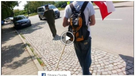 Чешский ветеран вместо приветствия показал американцам голый зад (видео)