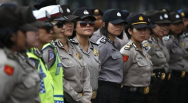 Отменить проверки девственности женщин-полицейских в Индонезии требуют правозащитники