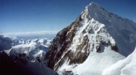 Эверест стал ниже после мощного землетрясения в Непале - ученые