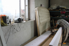 Павлодарская предпринимательница обучает мастеров мягкой мебели и занимается их трудоустройством