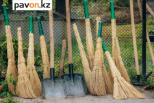 2500 тонн мусора убрали с улиц Экибастуза во время общегородского субботника