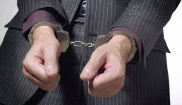 В нескольких регионах Казахстана должностные лица задержаны за взятки