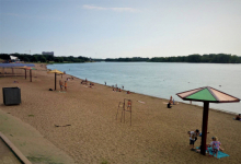 Поисковики нашли тело утонувшего на центральном пляже ребенка в Павлодаре