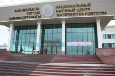 Коллеги заступились за врача, осужденного за гибель ребенка в Павлодаре
