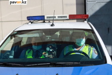 В Павлодаре ищут водителя "Тойоты", который сбежал с места аварии