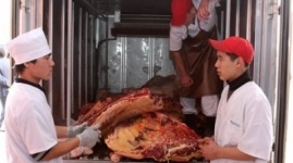 Китайскую свинину под видом говядины завозят в Казахстан