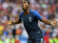 Франция в сумасшедшем по накалу финале чемпионата мира обыграла Хорватию