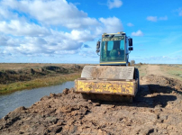 В Павлодарской области усиливают дамбы, относящиеся к Шидертинской системе орошения