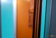 В Павлодаре во время аварии на электросетях в лифте застрял ребенок