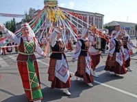 В Павлодаре в День единства народа Казахстана сплетут «венок дружбы»