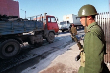 Казахстанцев напугало открытие границы с Китаем