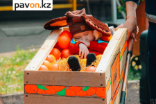 Синий трактор, Малефисента и Чебурашка: в Павлодаре прошел конкурс детских колясок