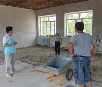 Депутатов возмутил некачественный ремонт кызылтанской школы в районе Теренколь