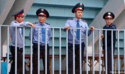 Полицейским Казахстана повысили пенсионный возраст