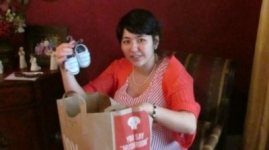 Мать арестованной в США казахстанки просит помощи в соцсетях