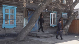 70-летние бараки не признают аварийными и не переселяют из них жильцов в Павлодаре
