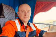 За рулем трехэтажного дома: как павлодарец Игорь Шрайнер стал водителем гигантского самосвала