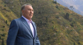 Нурсултан Назарбаев поздравил алматинцев с 1000-летним юбилеем города