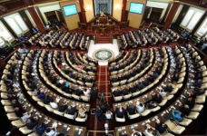 Сенат Казахстана одобрил законопроект о пенсионном обеспечении