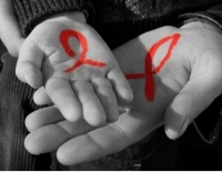 В Шымкенте судят безработную, которая издевалась над ВИЧ - инфицированным ребенком