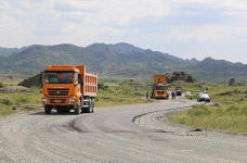 В этом году в Павлодарской области планируется отремонтировать 462 км автомобильных дорог местного значения на сумму 12,4 млрд тенге