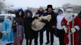 В борьбе за козлика сельчане в Прииртышье слепили 38 снеговиков