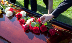 Стоимость похорон намерены снизить в Павлодарской области