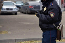 В Ямышево пьяный сельчанин сорвал погон с участкового