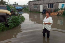 Дороги и дворы подтопило в Павлодаре из-за проливного дождя