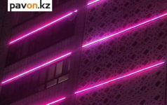 Подсветку на фасадах дома по Торайгырова и гостиницы "Сарыарка" отключили из-за поломки