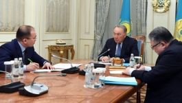Назарбаев указал на необходимость повышения статуса казахского языка