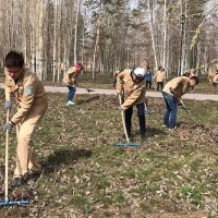 Ударные субботники провела павлодарская молодёжь